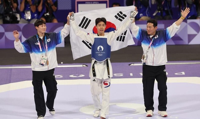 Kick of the litter! Korea wins its 1st gold in men's 58-kg TKD