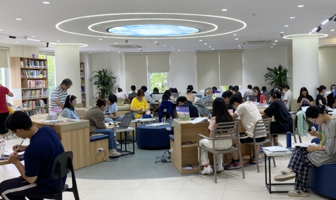 Hallyu gains base in Vietnam via renovated Hanoi Library